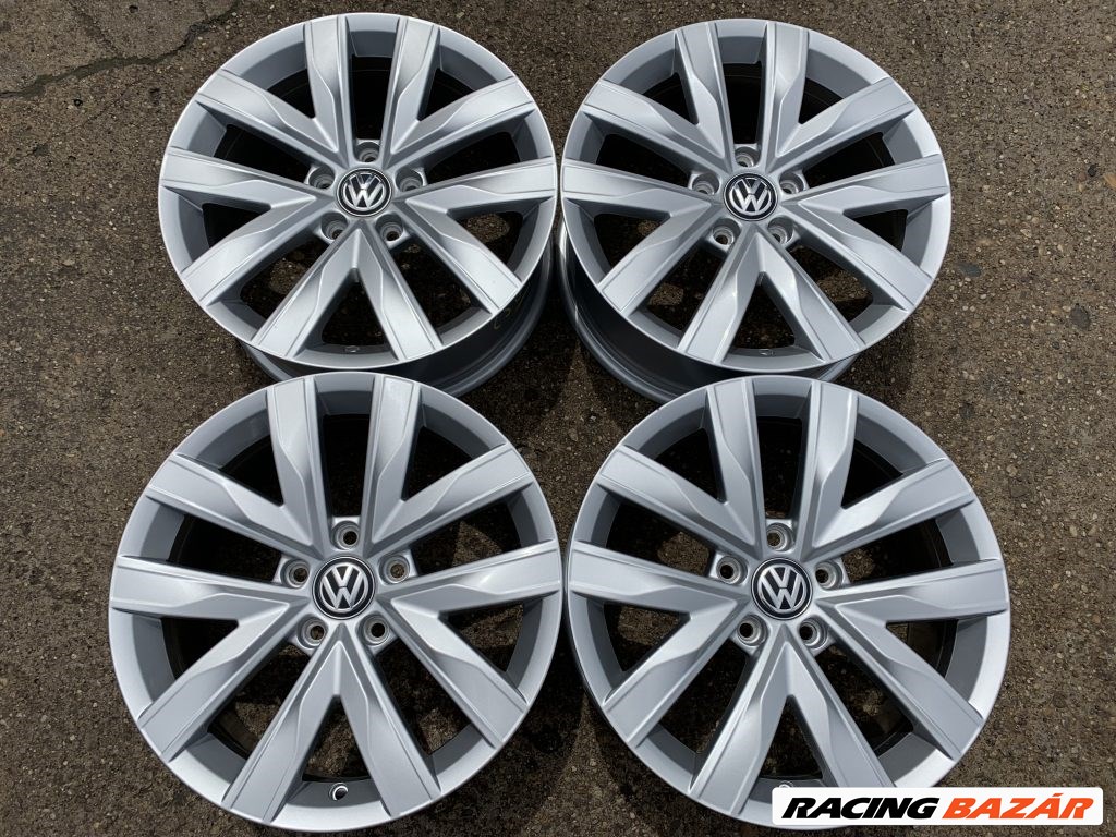 4db gyári 17″ VW Passat B8 Alltrack [Marstrand] új alufelni. (2796) 1. kép